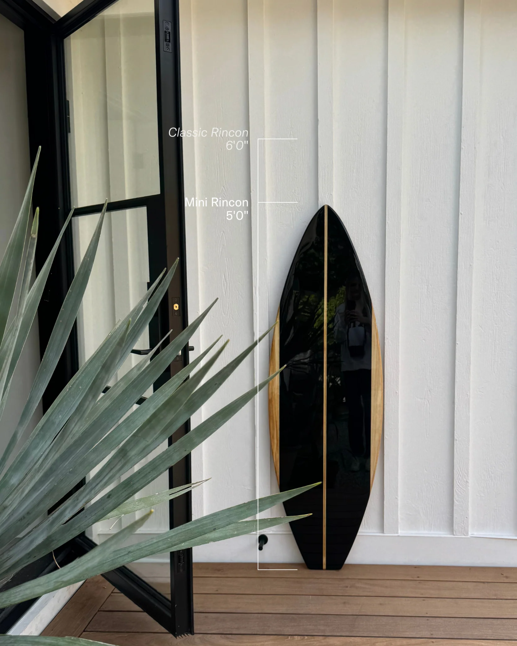 Decorative Black & White Surfboard Wall Art – Settlers Club