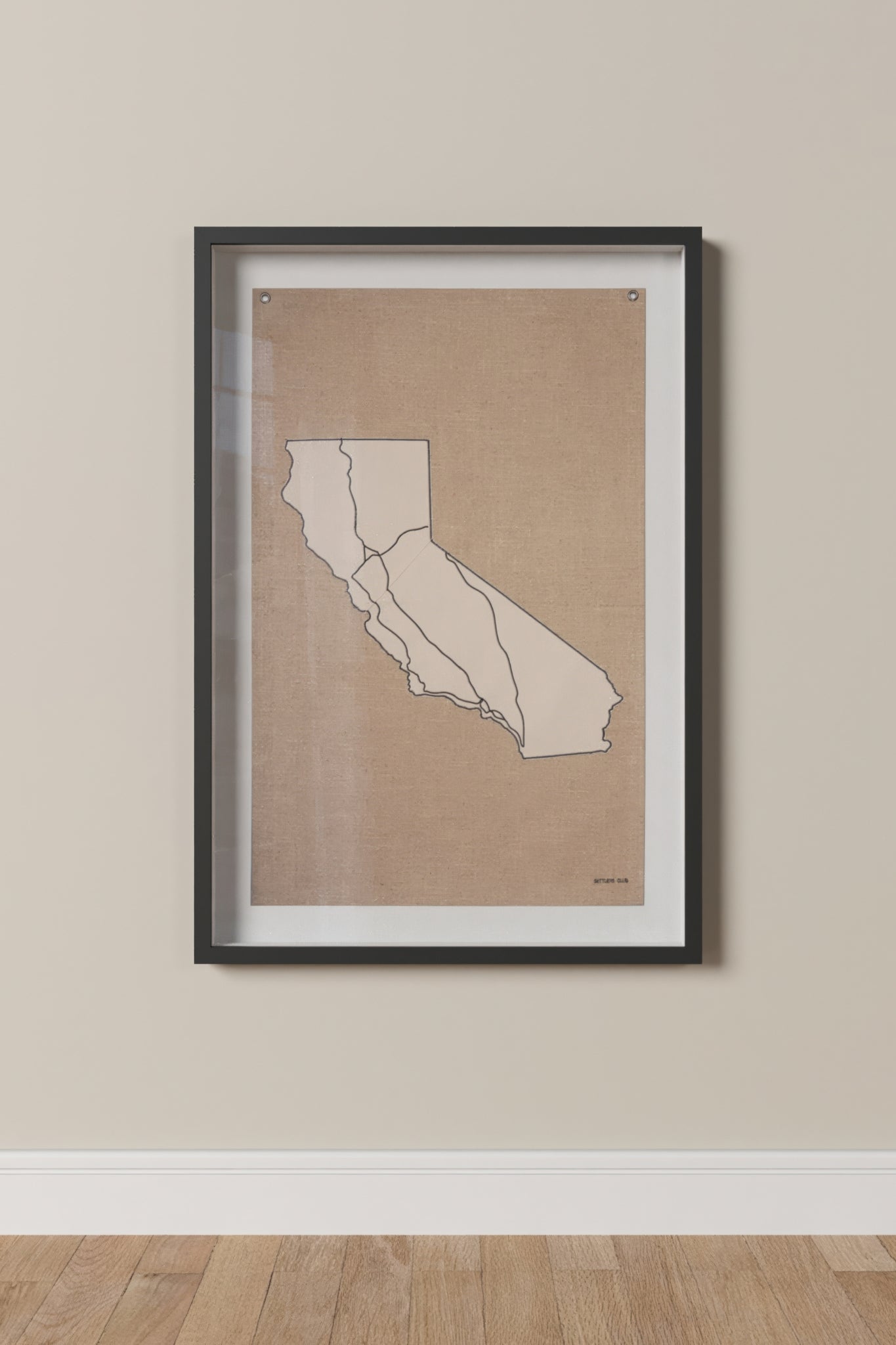 DEC-FLA-CA1-BLK| Framed white California flag wall decor
