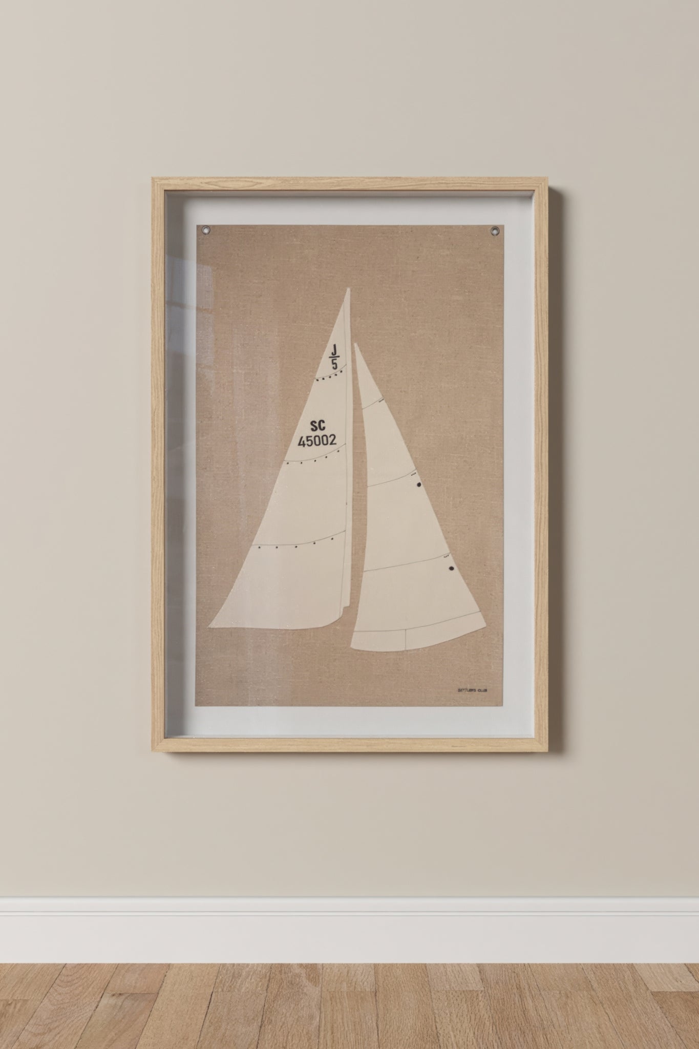 DEC-FLA-SAIL1-WD| Framed white Sailboat flag wall decor