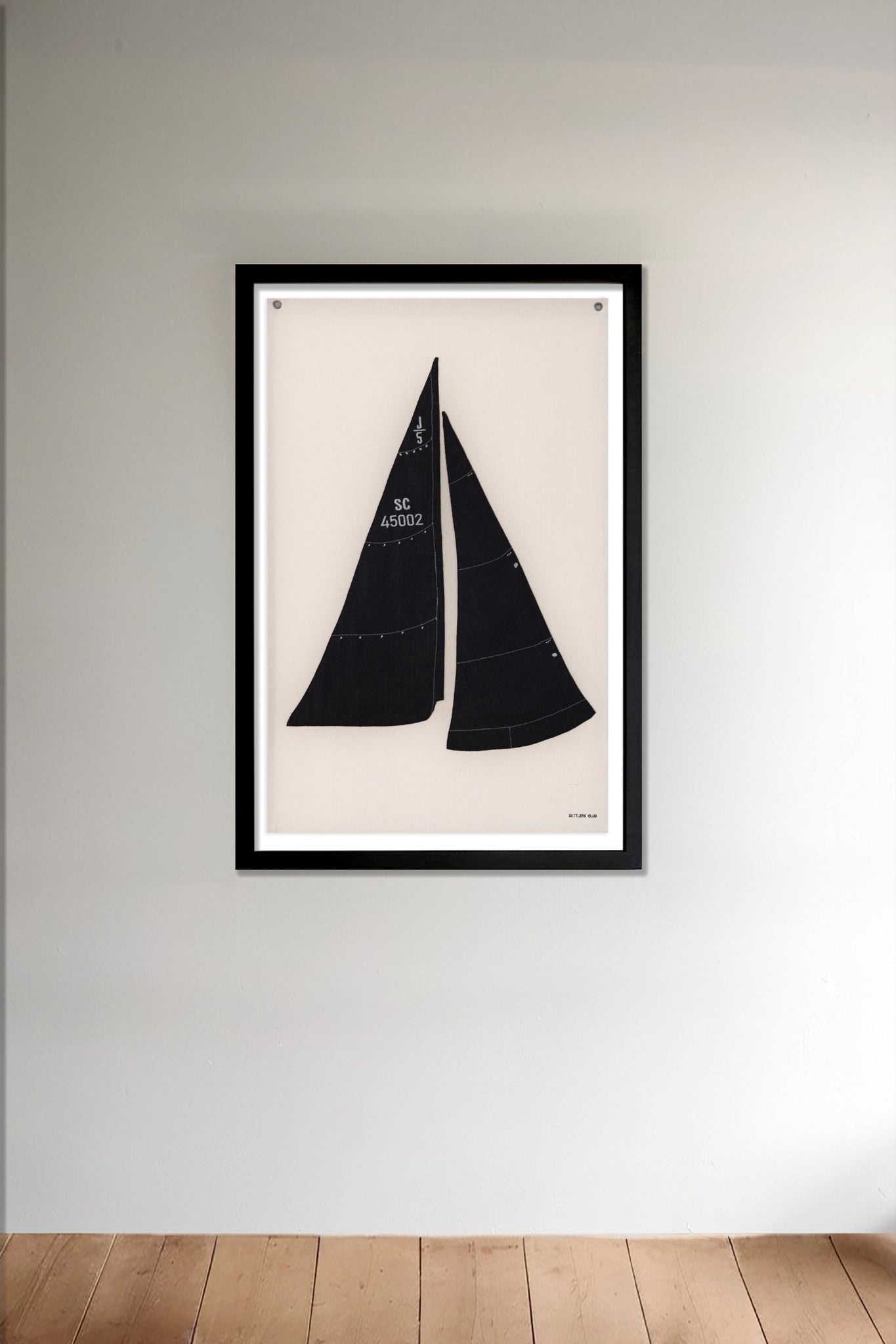 DEC-FLA-SAIL2-BLK| Framed black Sailboat flag wall decor